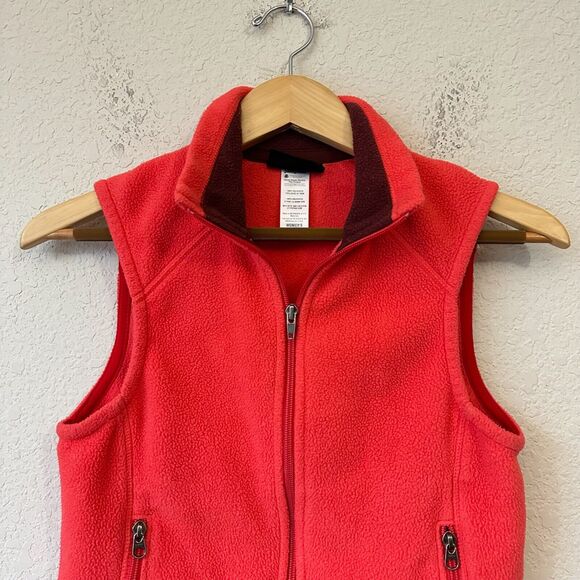 PATAGONIA SYNCHILLA W's Full-Zip Fleece Vest in Tomato (Pink) #25165 - Picture 2 of 9